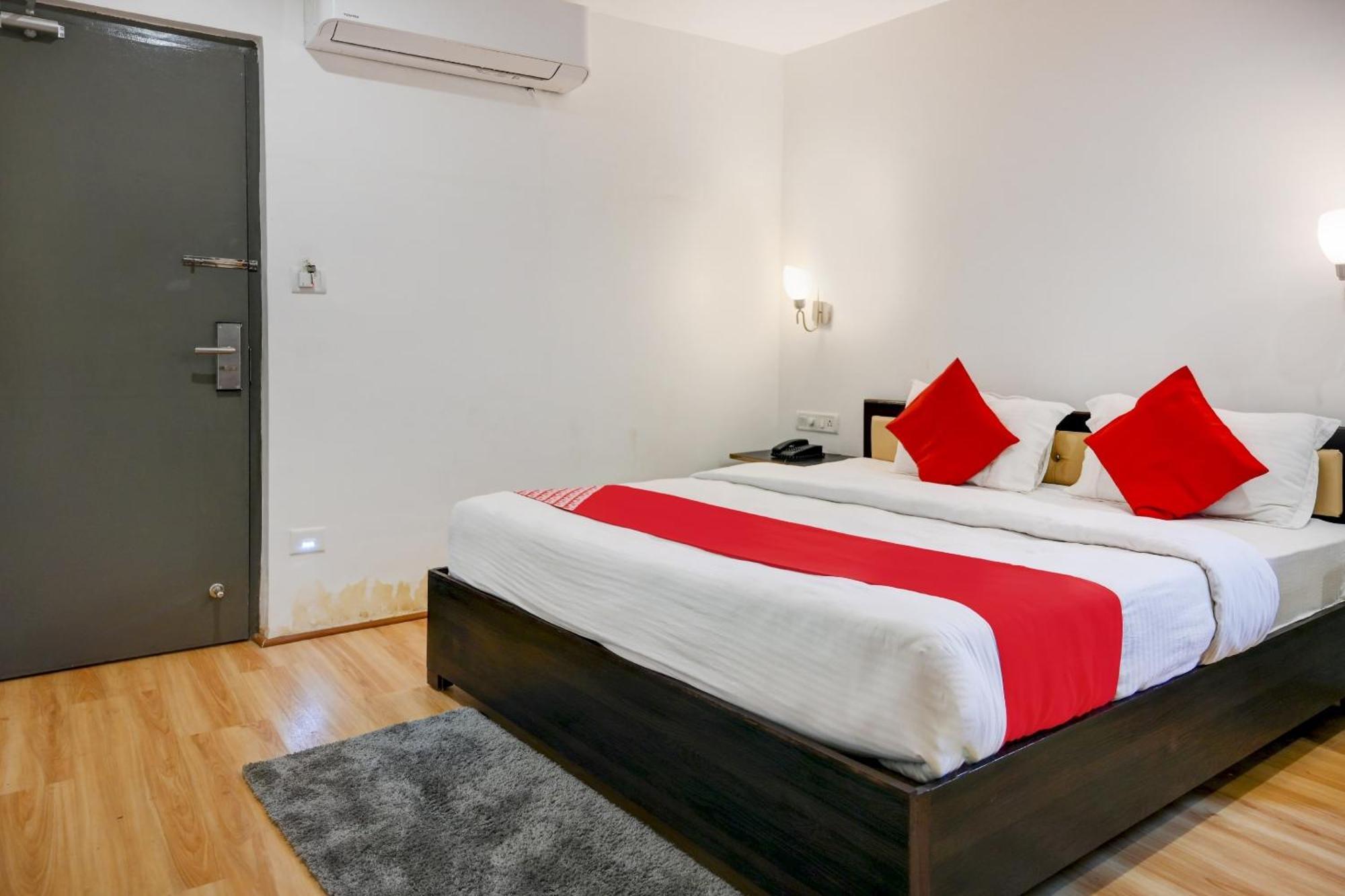 Super Town House Hi5 Aditya International Bhubaneswar Exterior foto